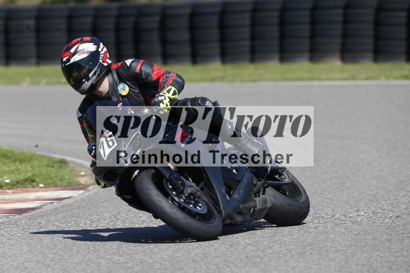 /43 08.08.2025 Discover the Bike ADR/Race 3 rot/76